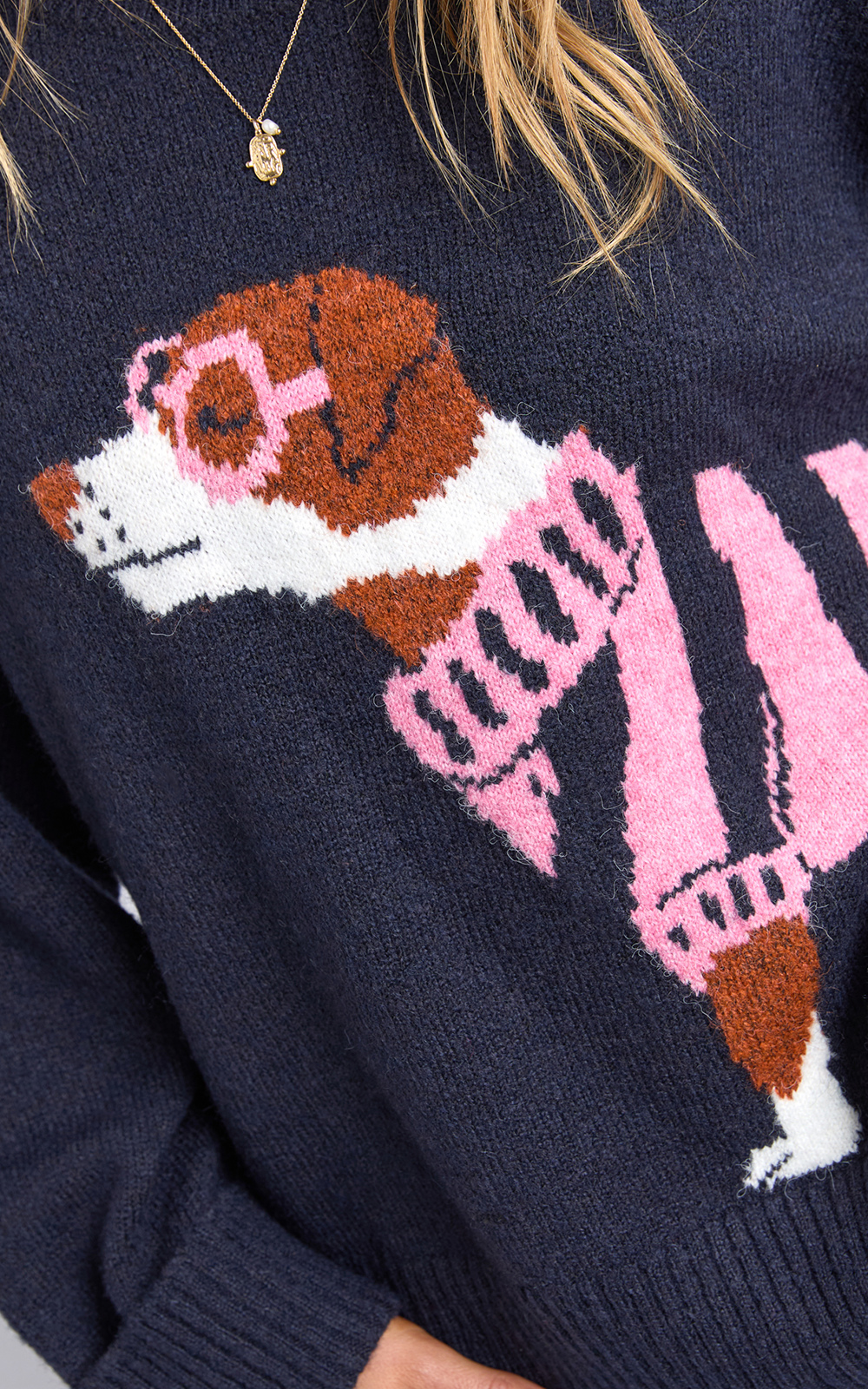 Annie Intersia Knit product photo.