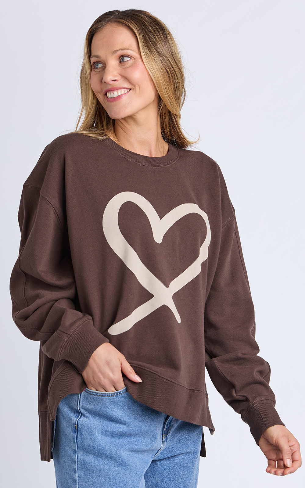 Elin Crew product photo.