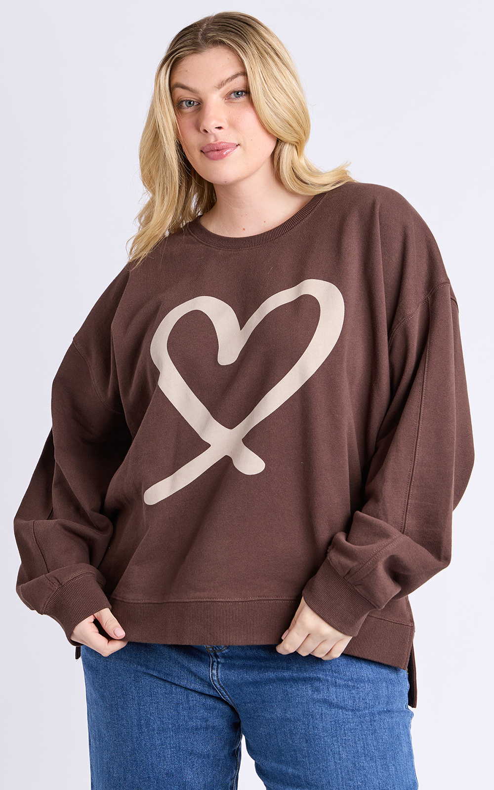 Elin Crew product photo.
