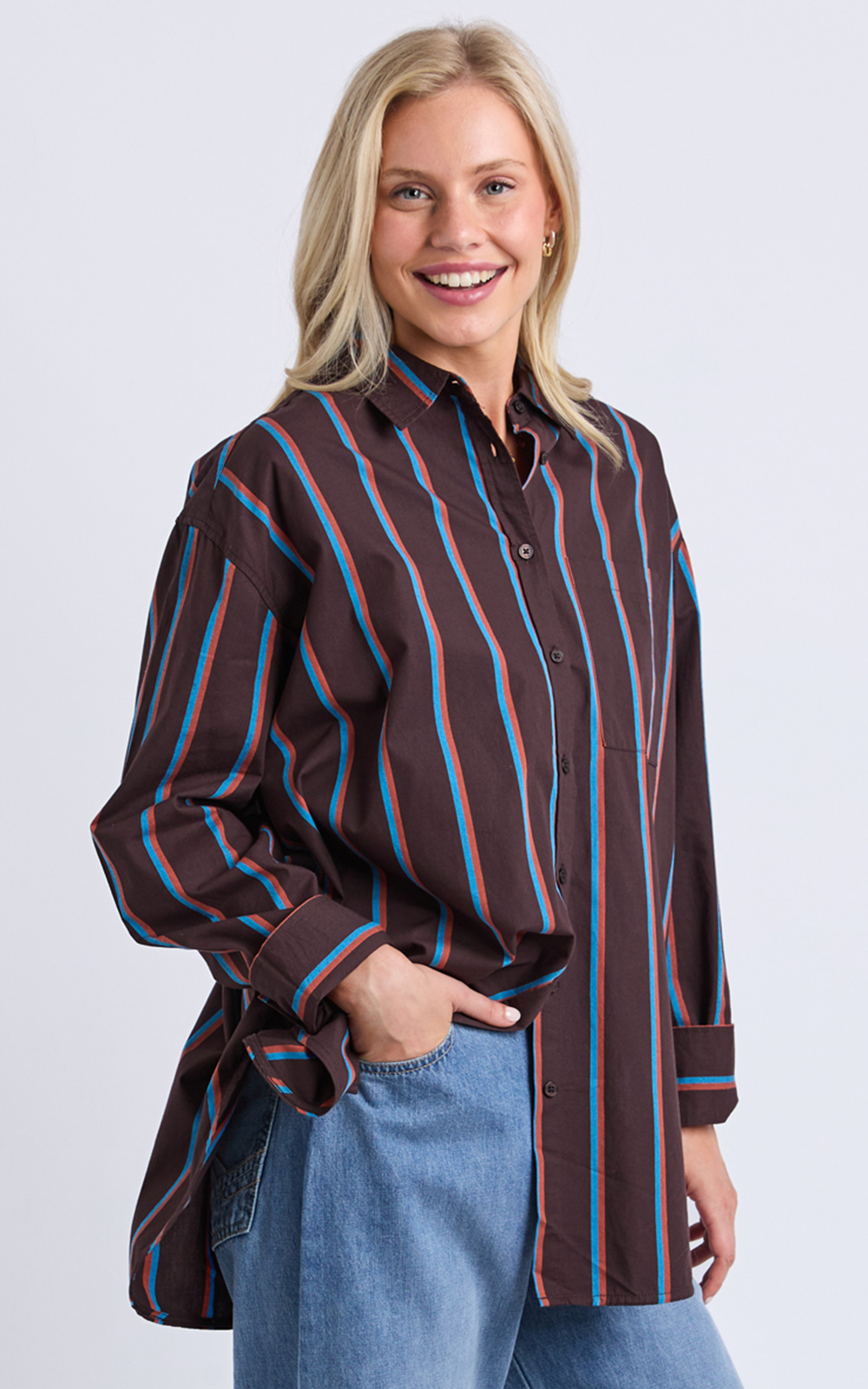 Saltair Shirt product photo.