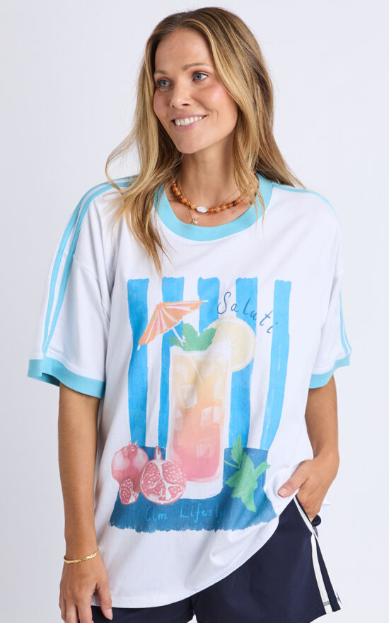 Saluti Tee product photo.