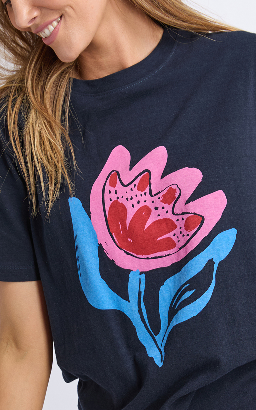 Aria Tee product photo.