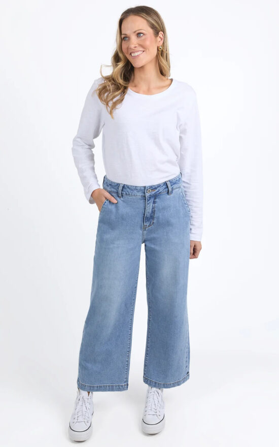 Izzy Wide Leg Jean product photo.