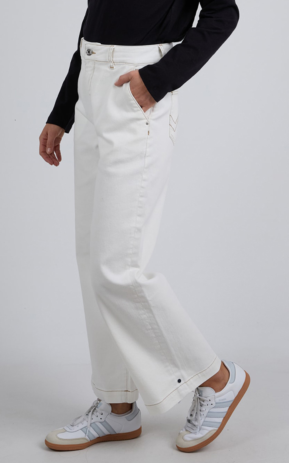 Izzy Wide Leg Jean  product photo.