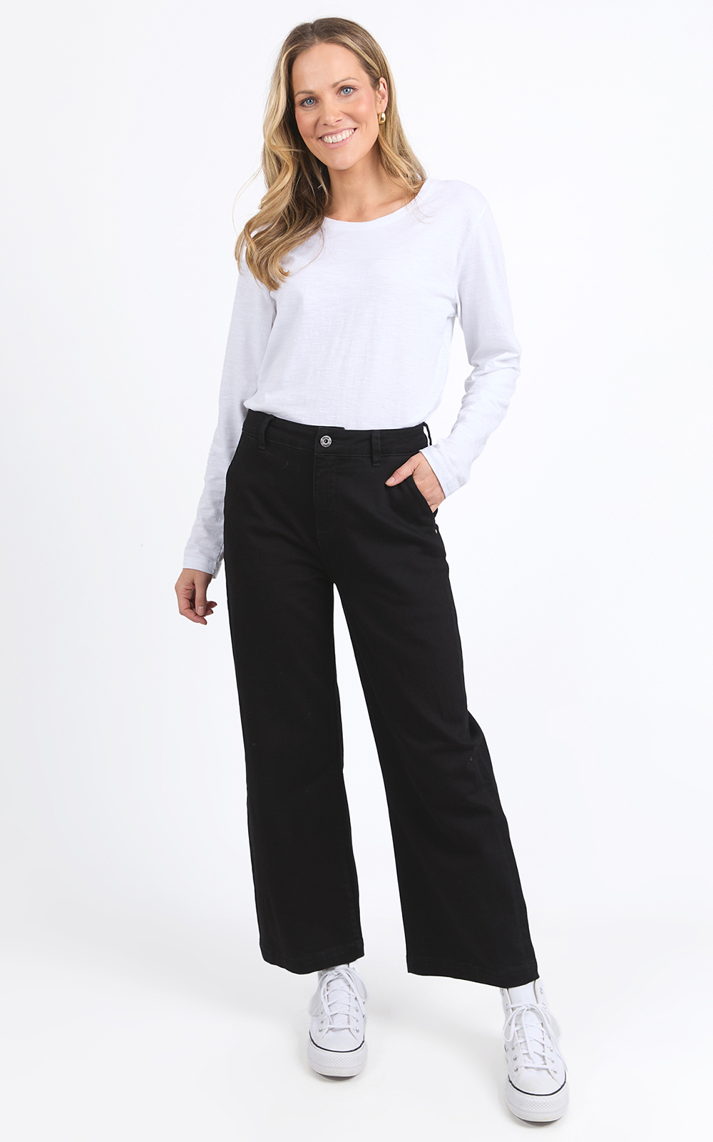 Izzy Wide Leg Jean  product photo.
