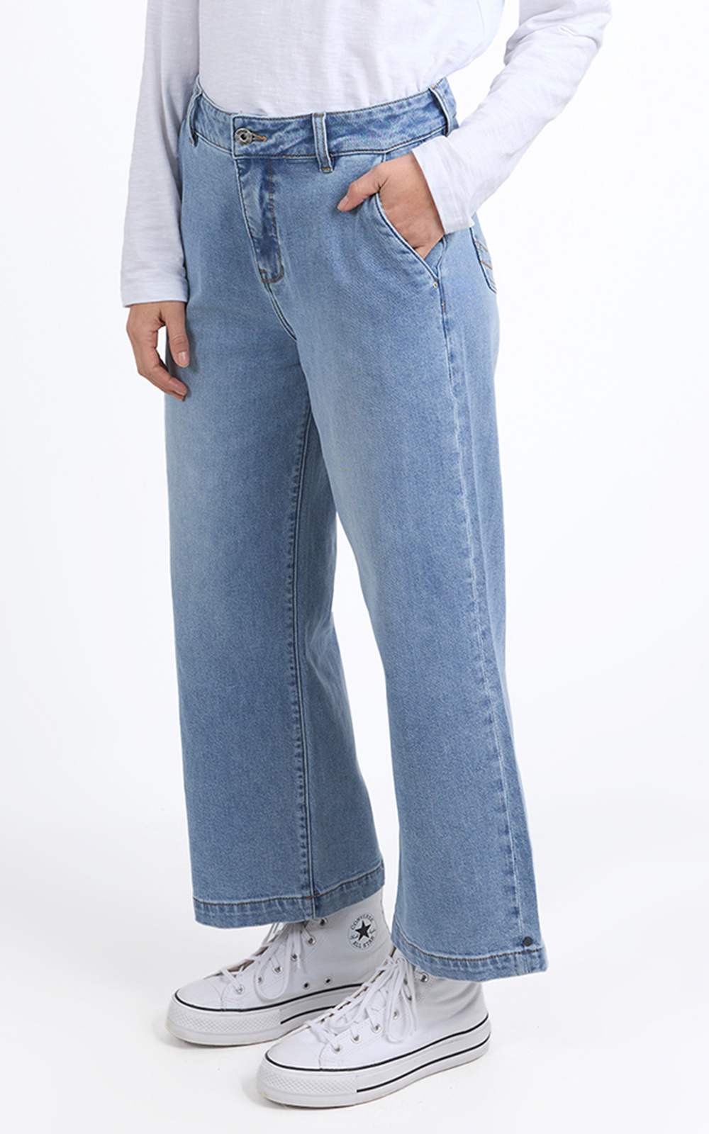 Izzy Wide Leg Jean  product photo.