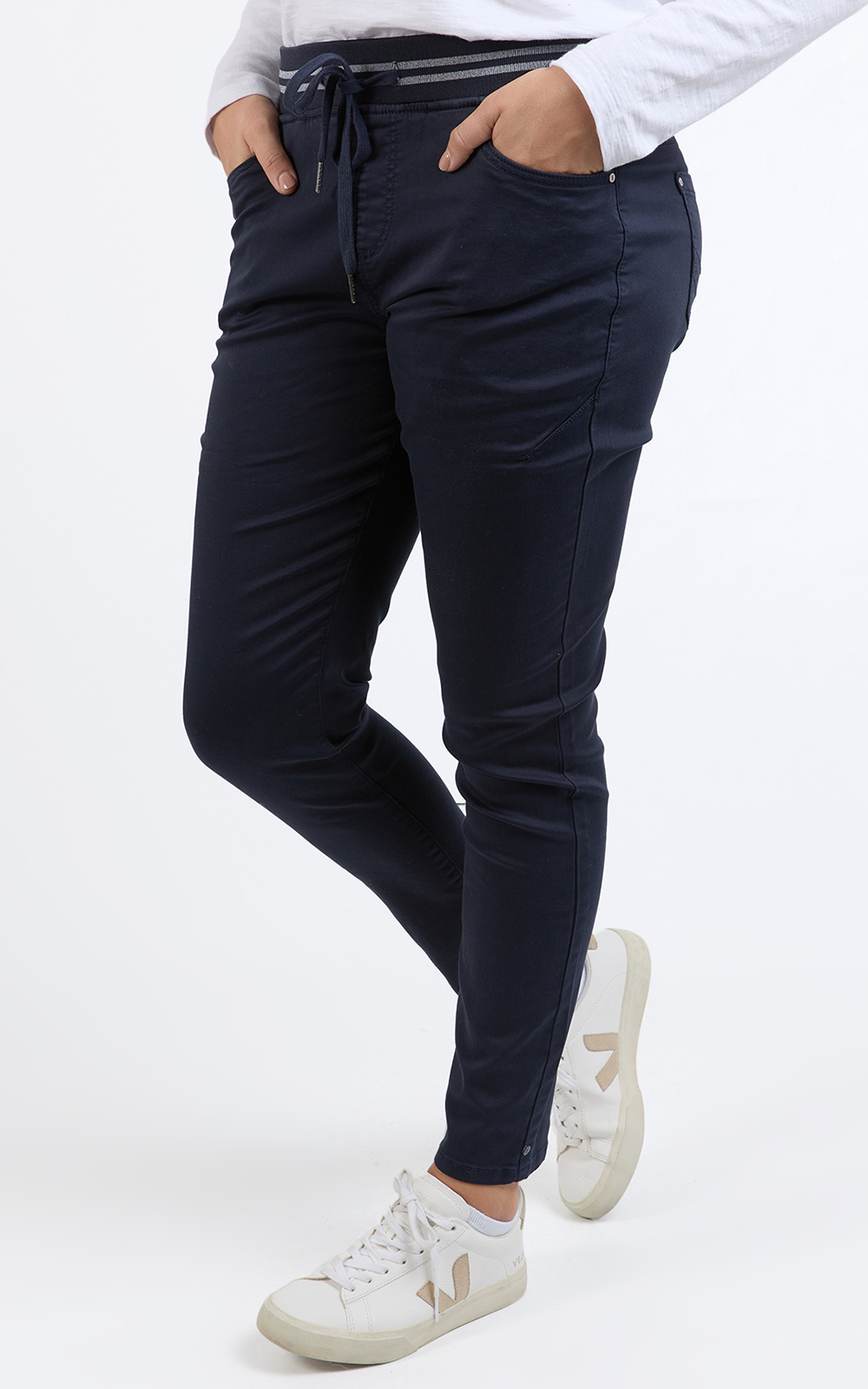 Margo Jogger product photo.