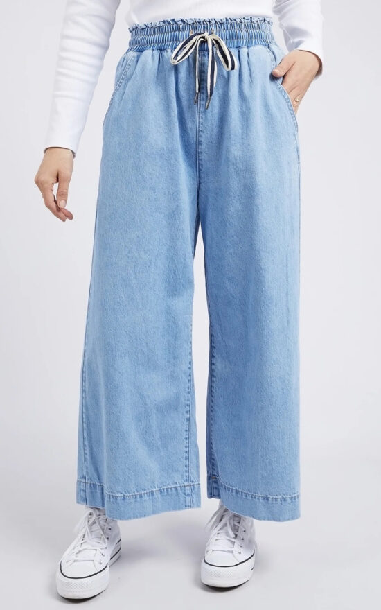 Greta Wide Leg Pant product photo.