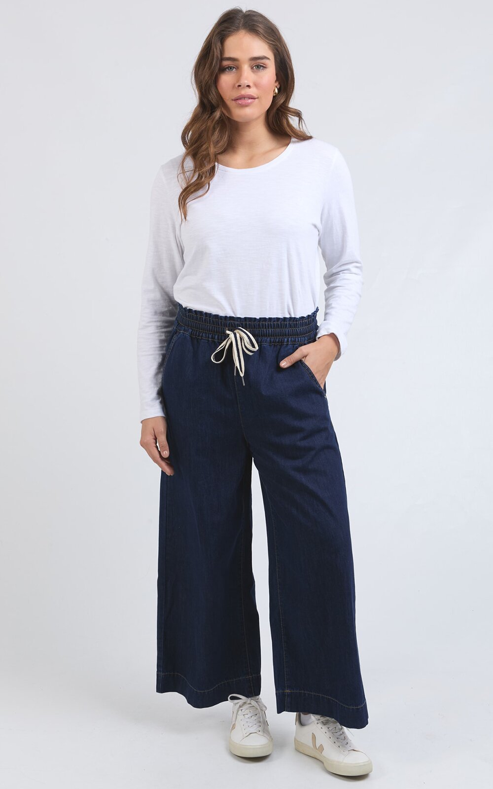 Greta Wide Leg Pant product photo.