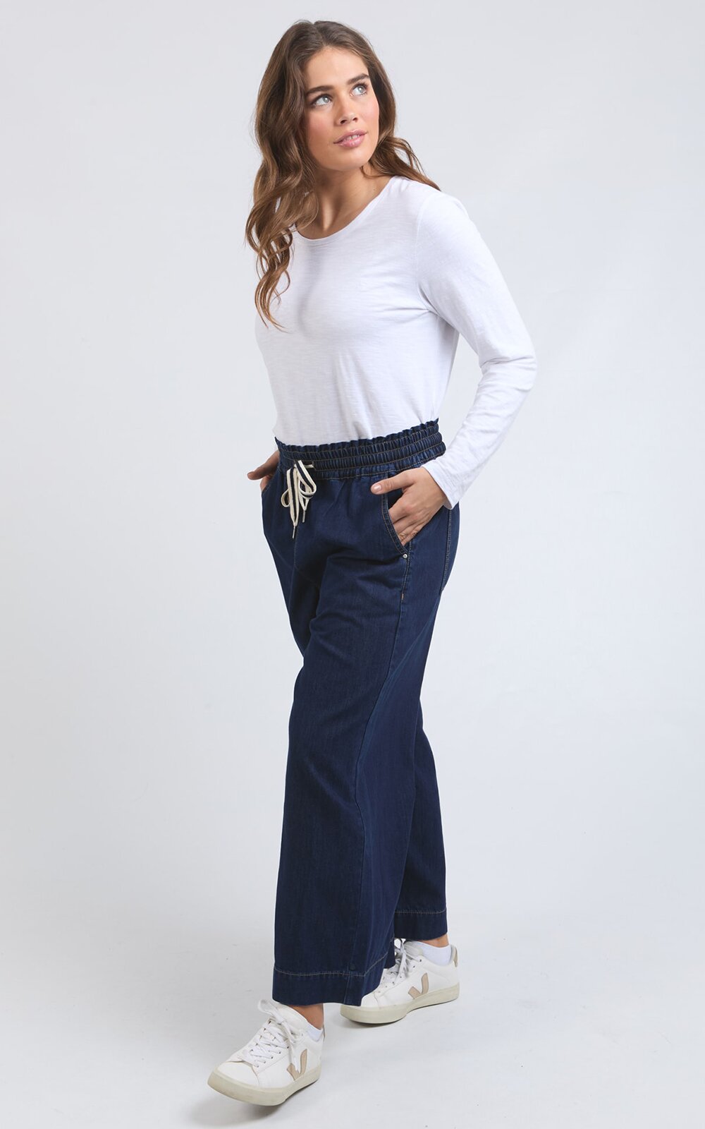 Greta Wide Leg Pant product photo.
