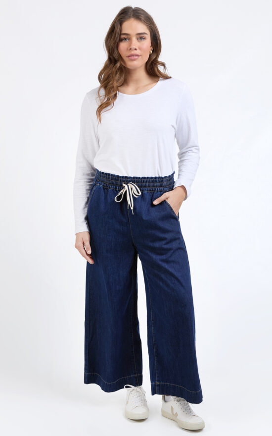Greta Wide Leg Pant product photo.