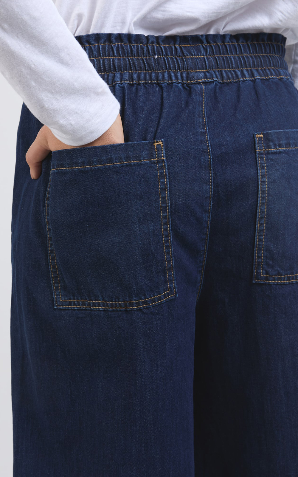 Greta Wide Leg Pant  product photo.