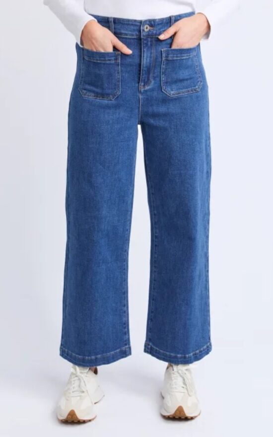 Alyssa Front Pocket Jean product photo.