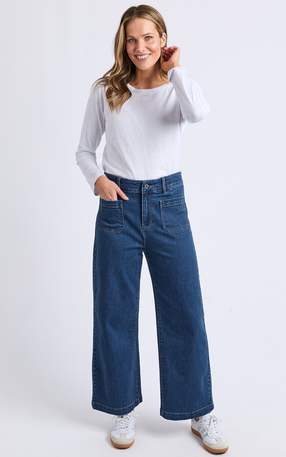 Alyssa Front Pocket Jean product photo.