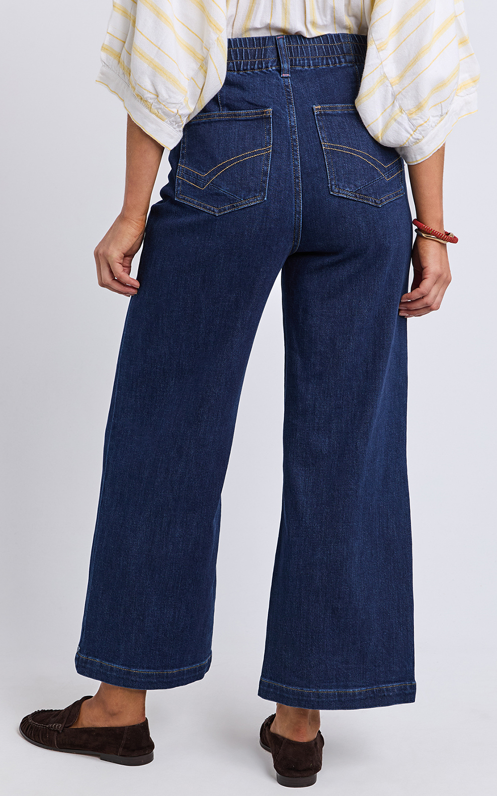 Alyssa Front Pocket Jean product photo.