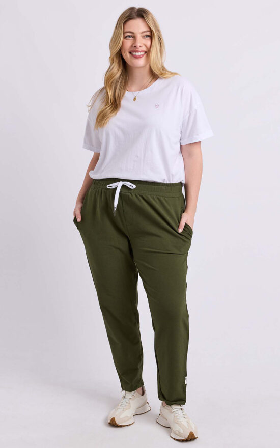 The Lobby Pant product photo.