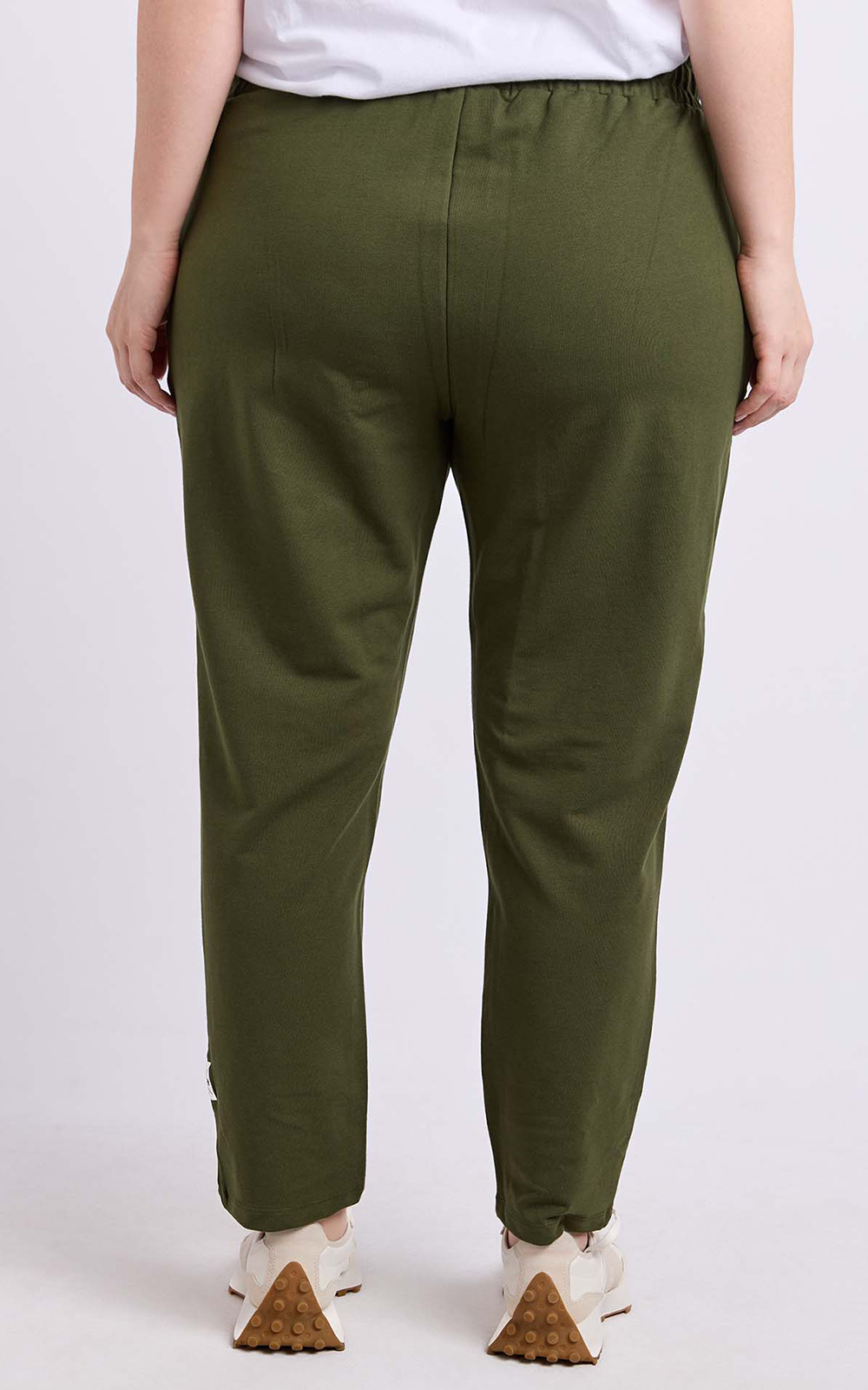 The Lobby Pant product photo.