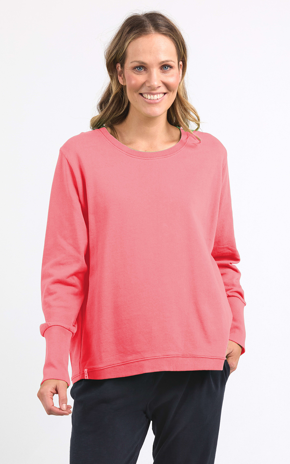 Divine Crew product photo.