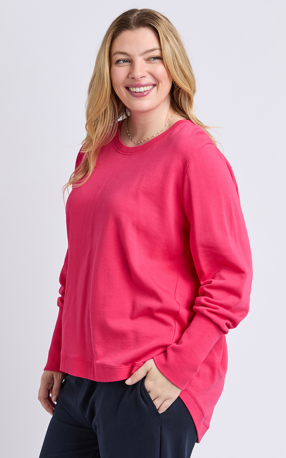 Divine Crew product photo.