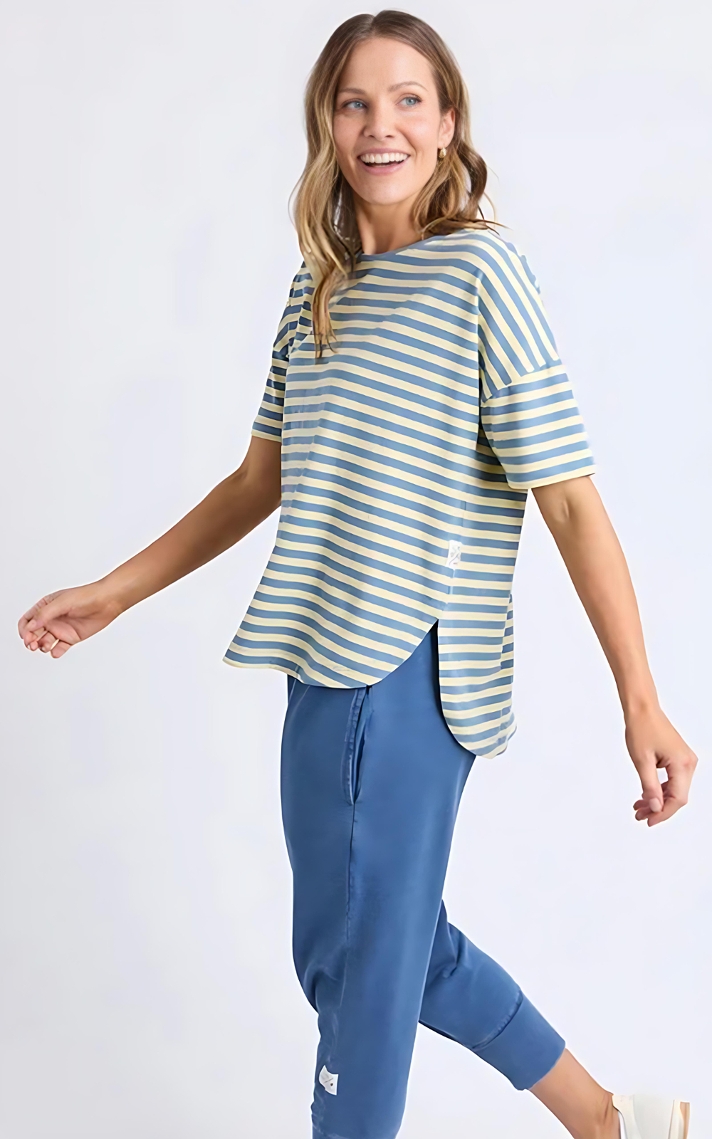 Lauren Ss Tee product photo.