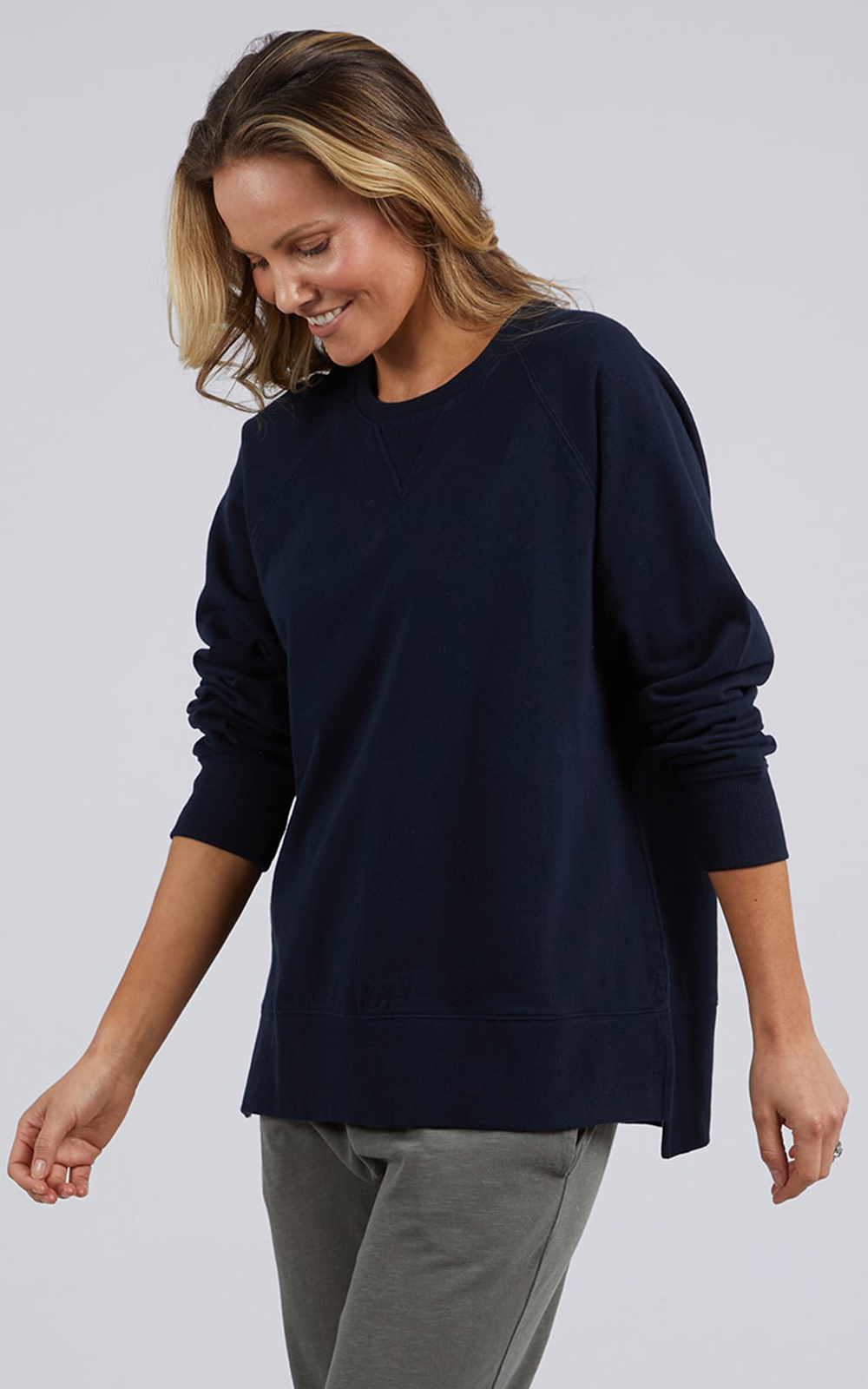 Melbourne Crew product photo.