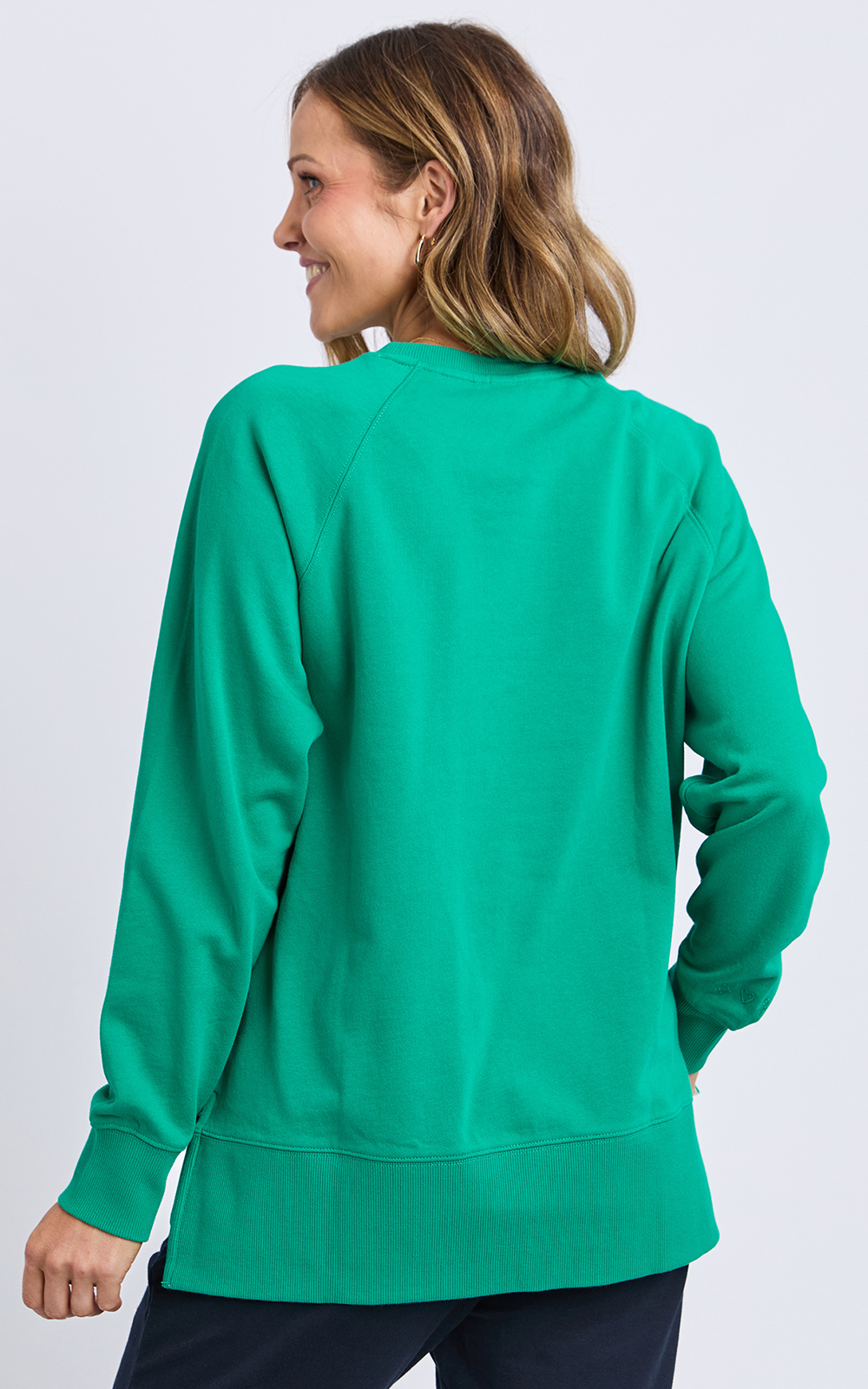 Melbourne Crew product photo.