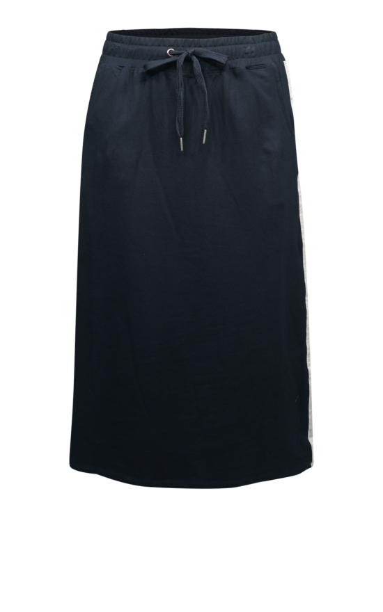 Sloane Fleece Skirt product photo.