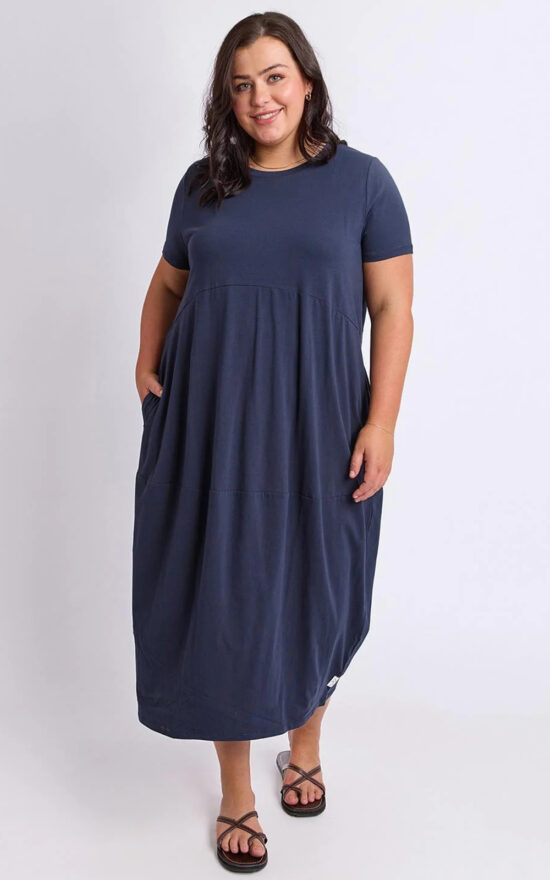 Diana Ss Dress product photo.