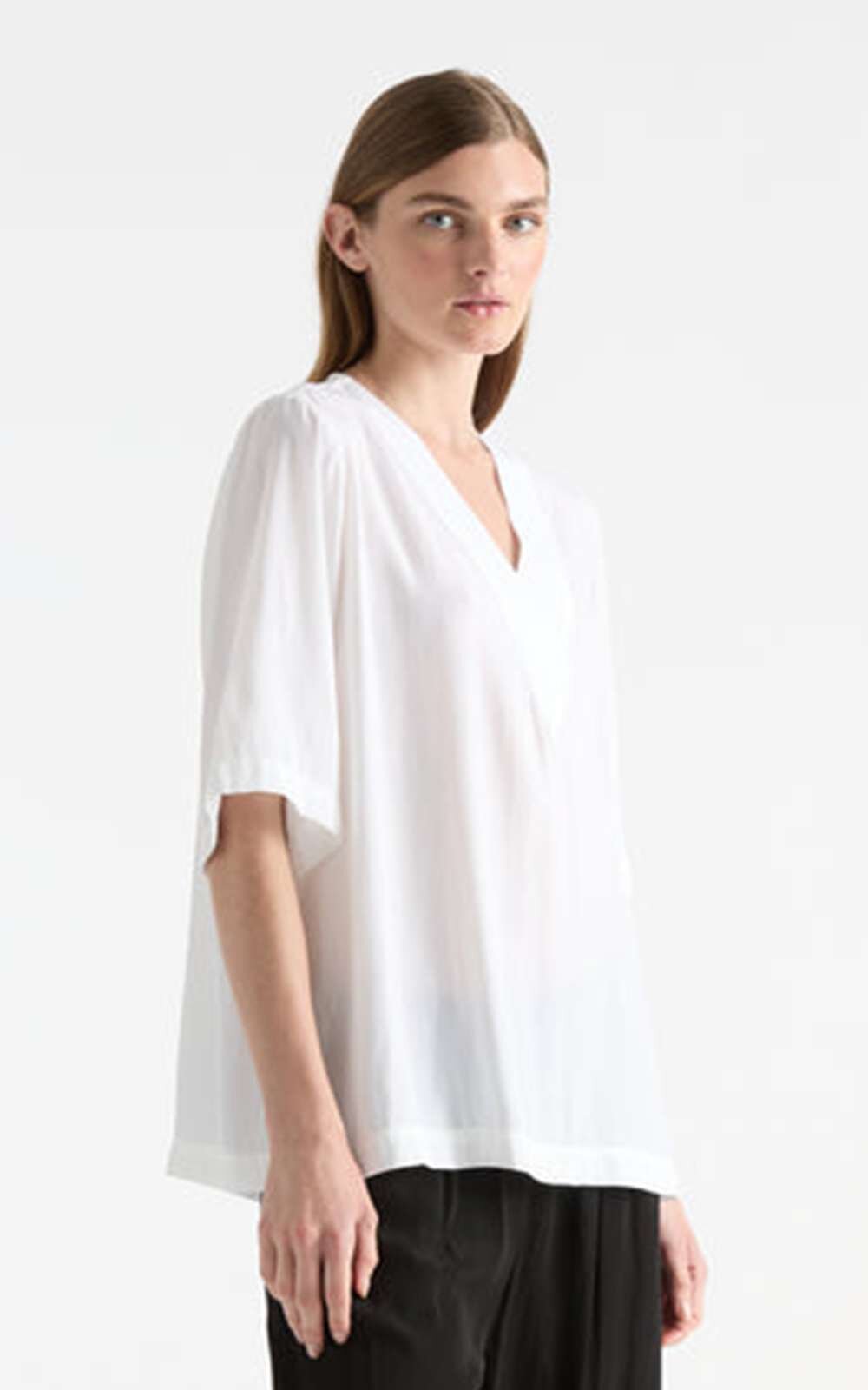 Venice Plaza product photo.