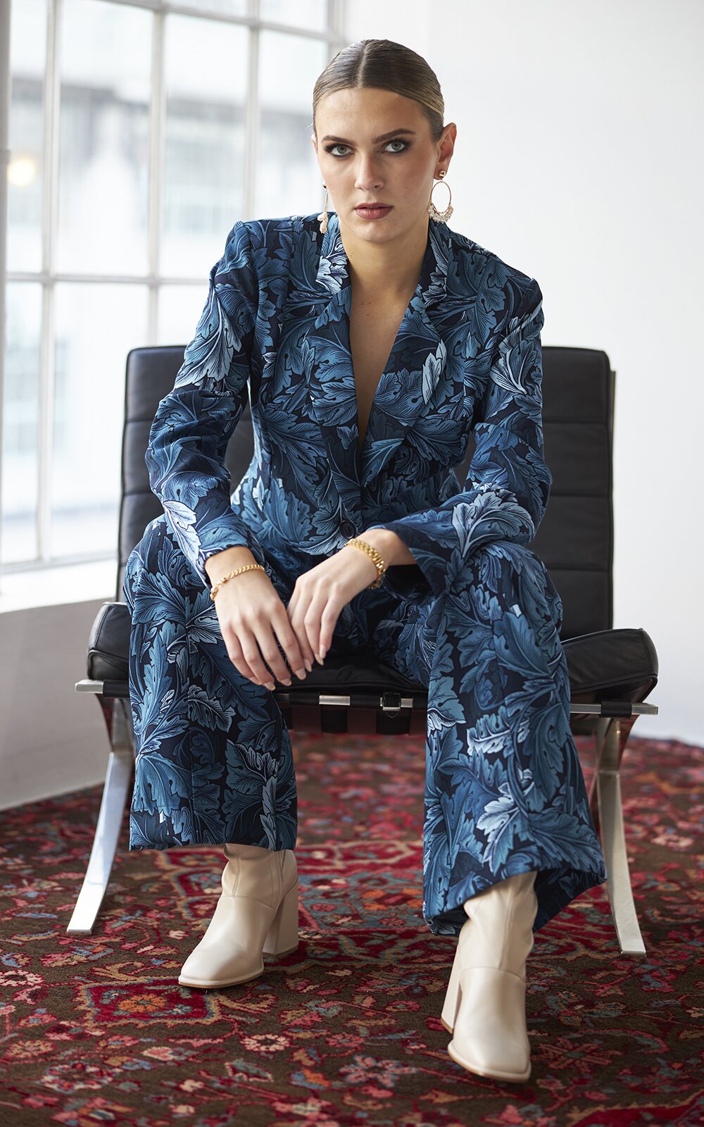 Wallpaper Cropped Jacket product photo.