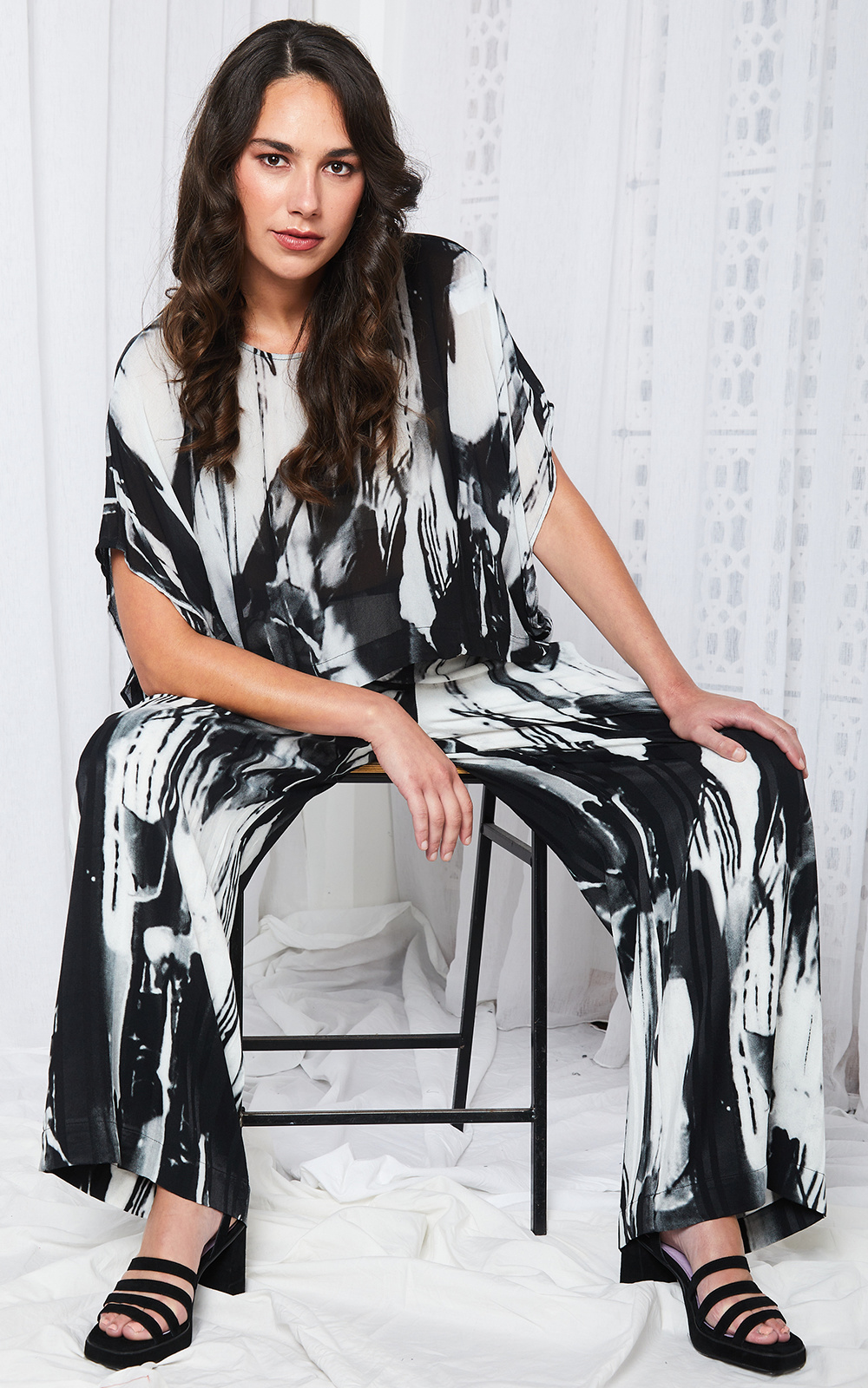 Cityscape Pleat Palazzo product photo.