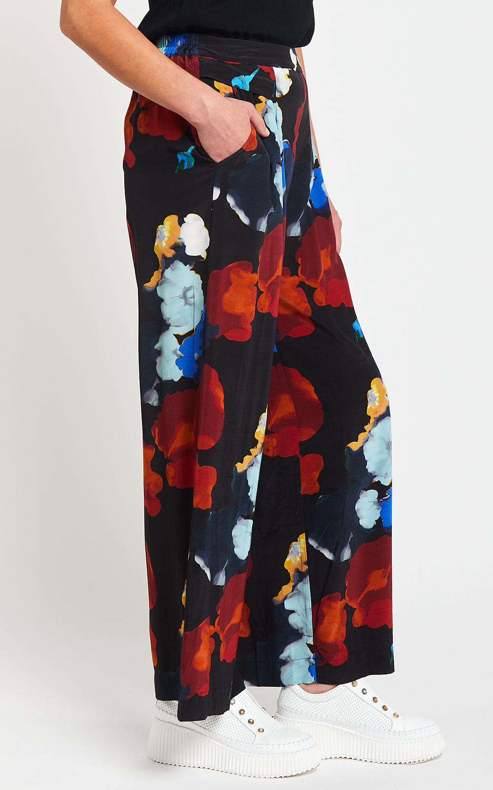 Rive Gauche Pleat Palazzo product photo.
