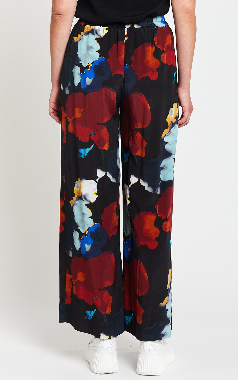 Rive Gauche Pleat Palazzo product photo.