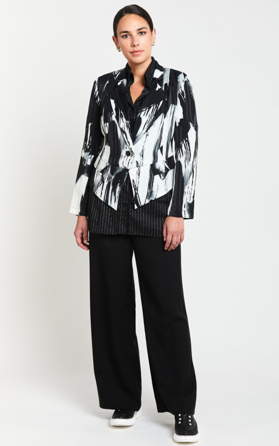 Soprano Boyfriend Pant product photo.