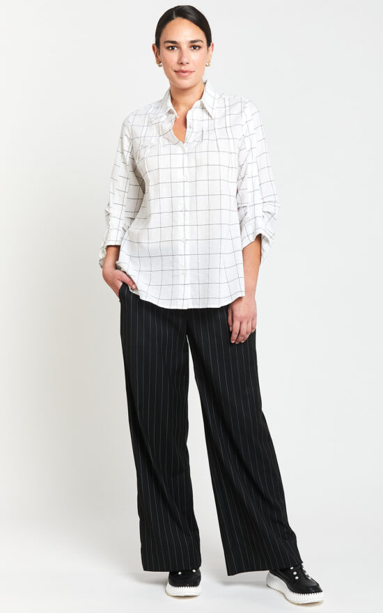 Arizona Boyfriend Pant product photo.