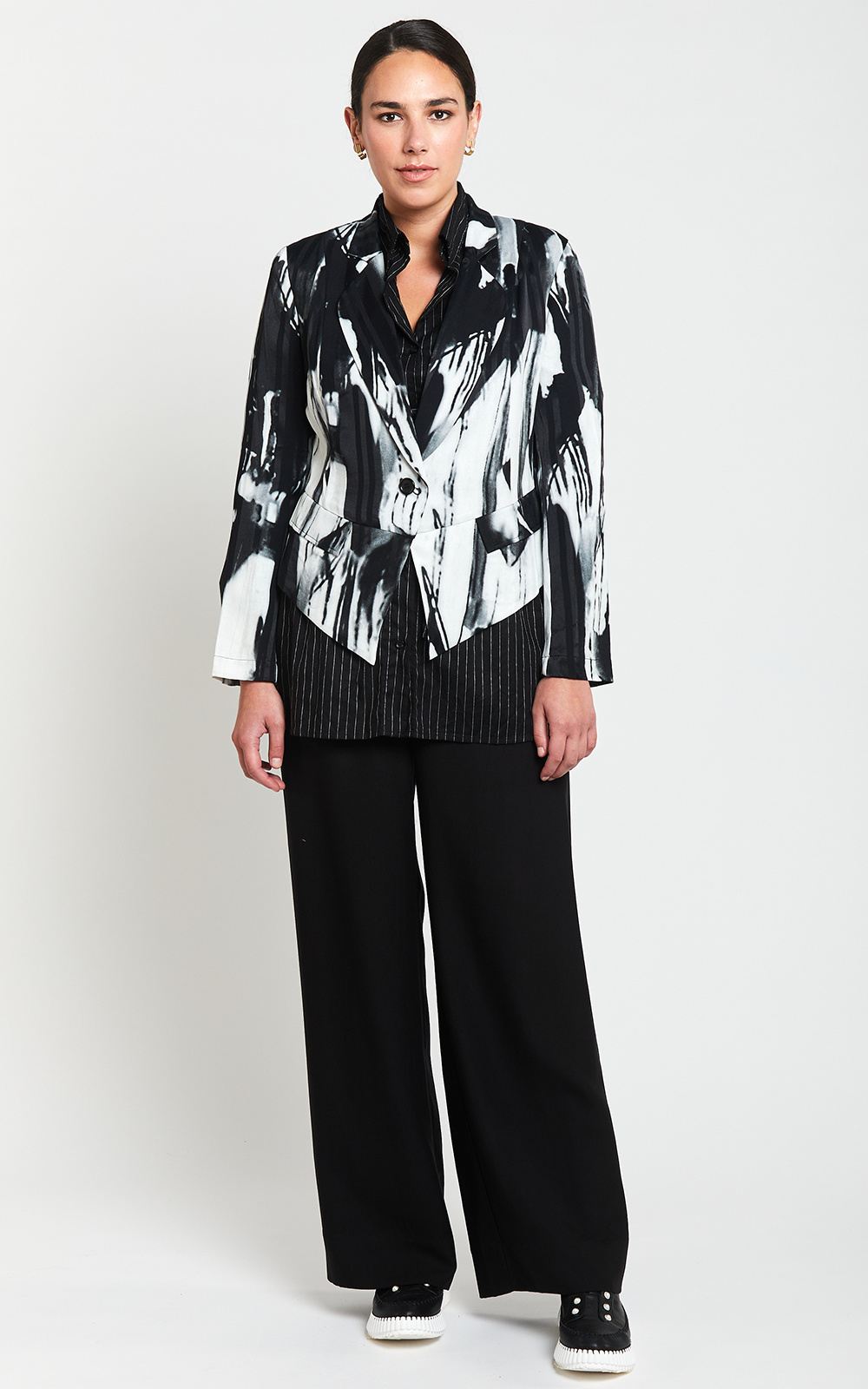 Cityscape Blazer product photo.
