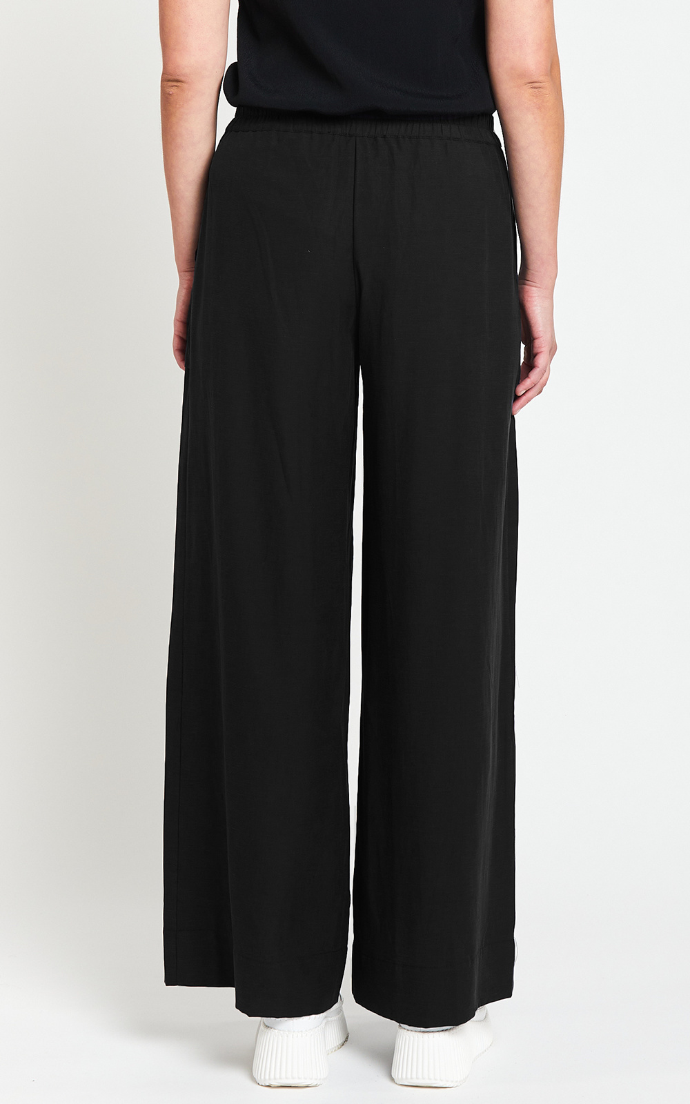 Soprano Relaxed Palazzo product photo.