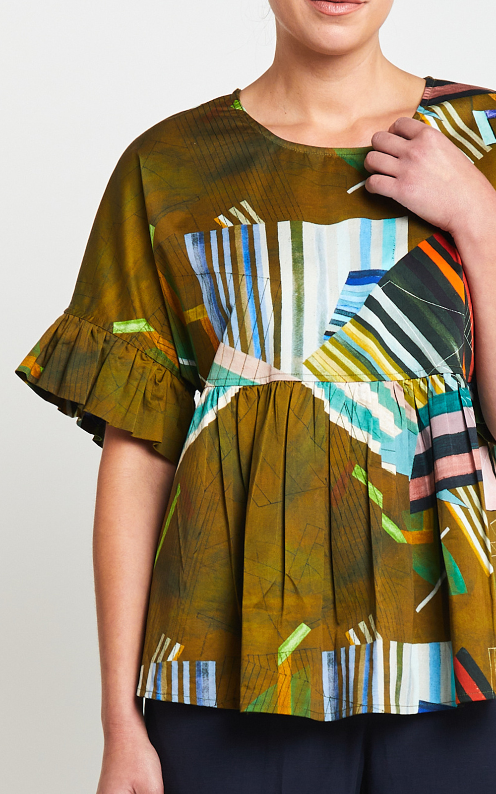Picasso Shell Top product photo.