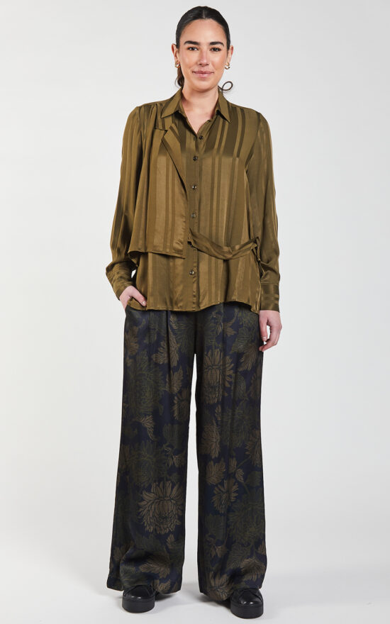 Autumn Pleat Palazzo product photo.