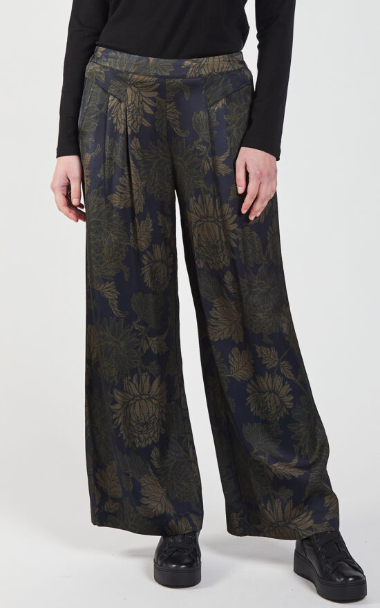 Autumn Pleat Palazzo product photo.