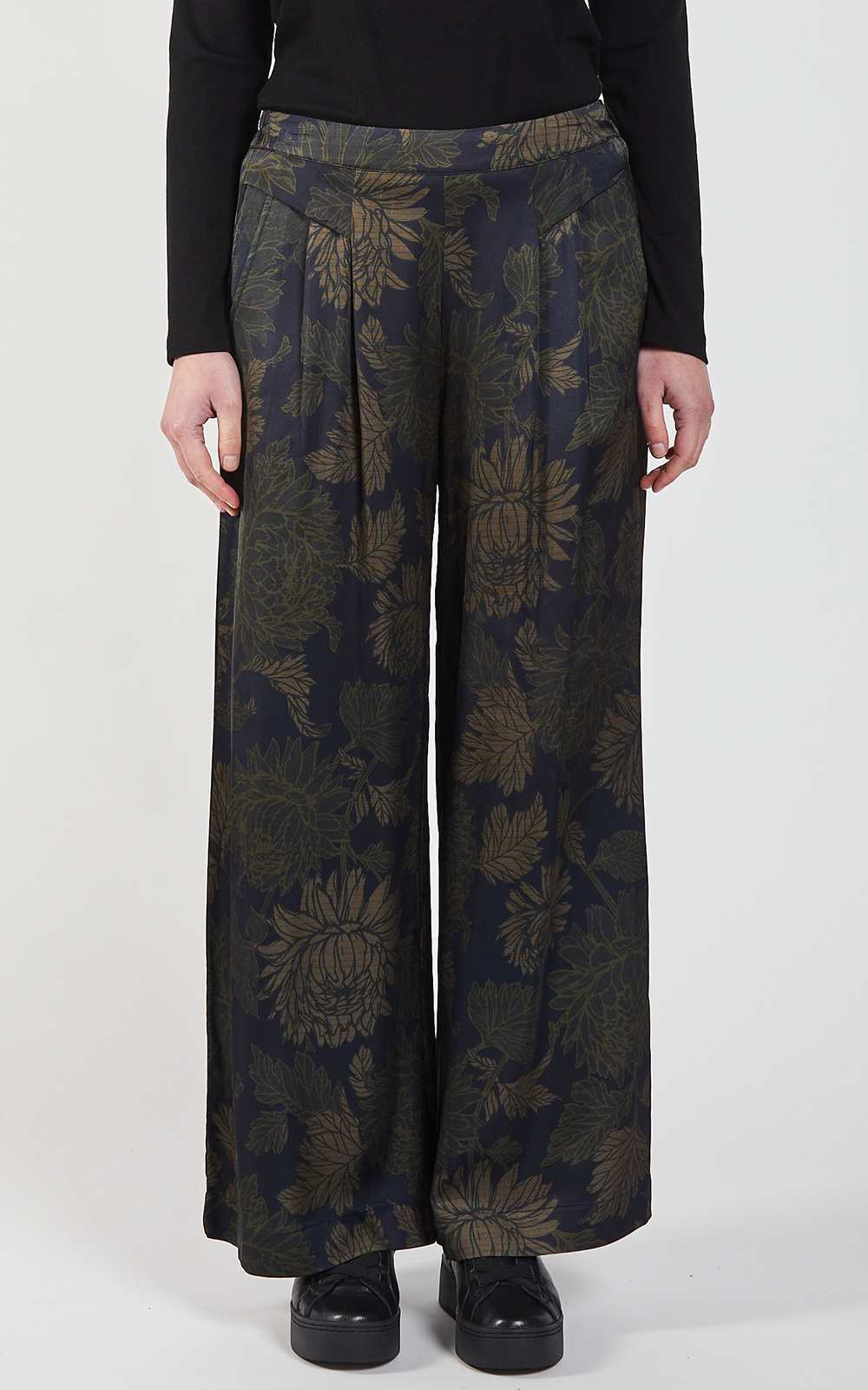 Autumn Pleat Palazzo product photo.