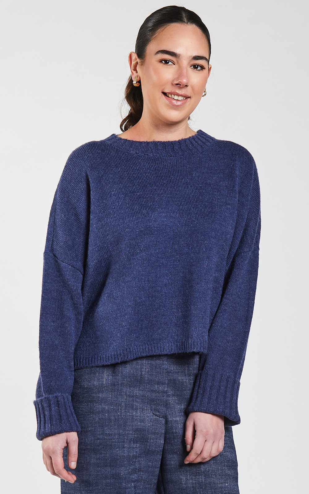 Beaucoup Oversized Sweater product photo.