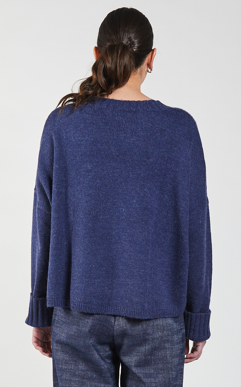 Beaucoup Oversized Sweater product photo.