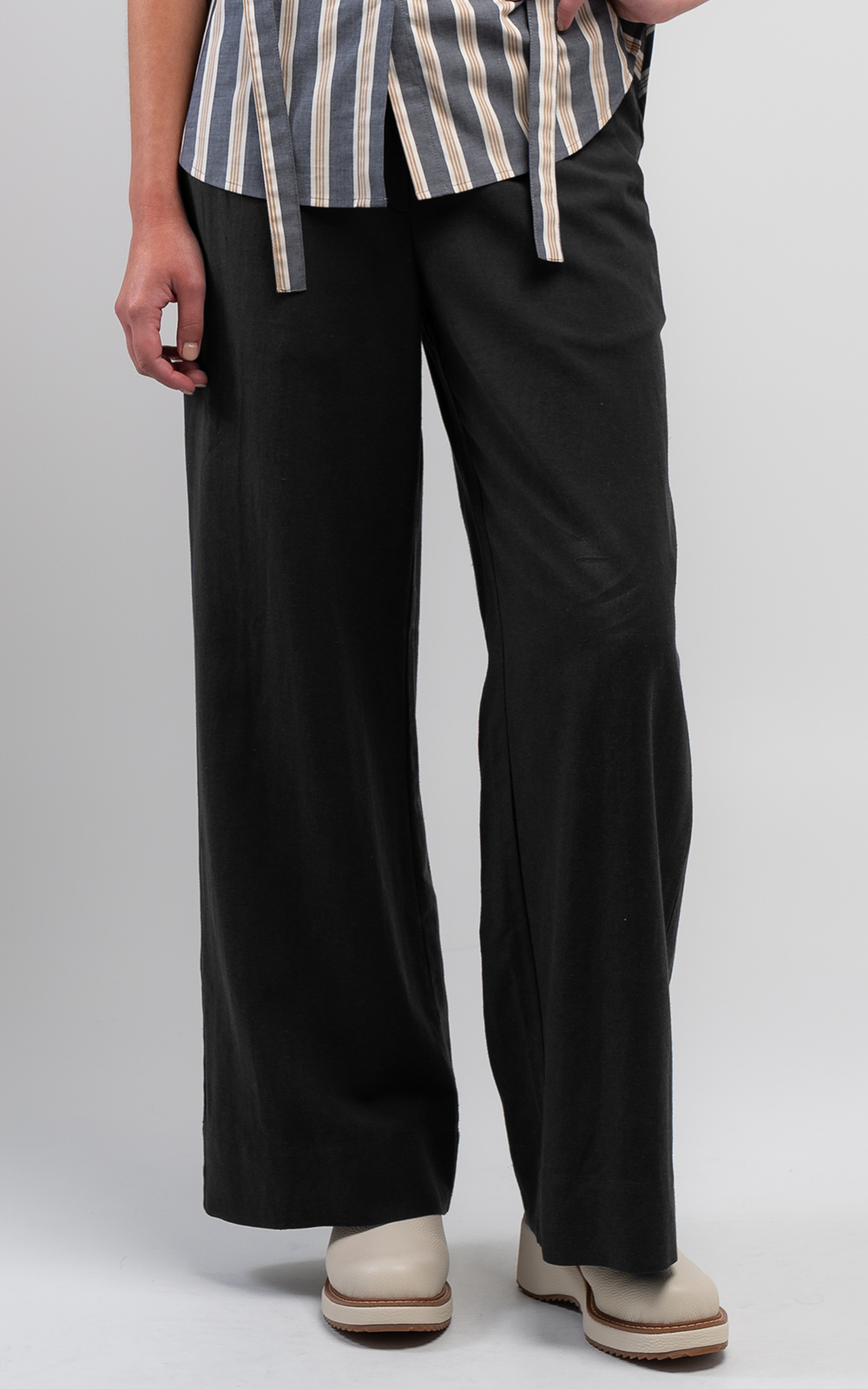 Tussie Mussie Boyfriend Pant product photo.