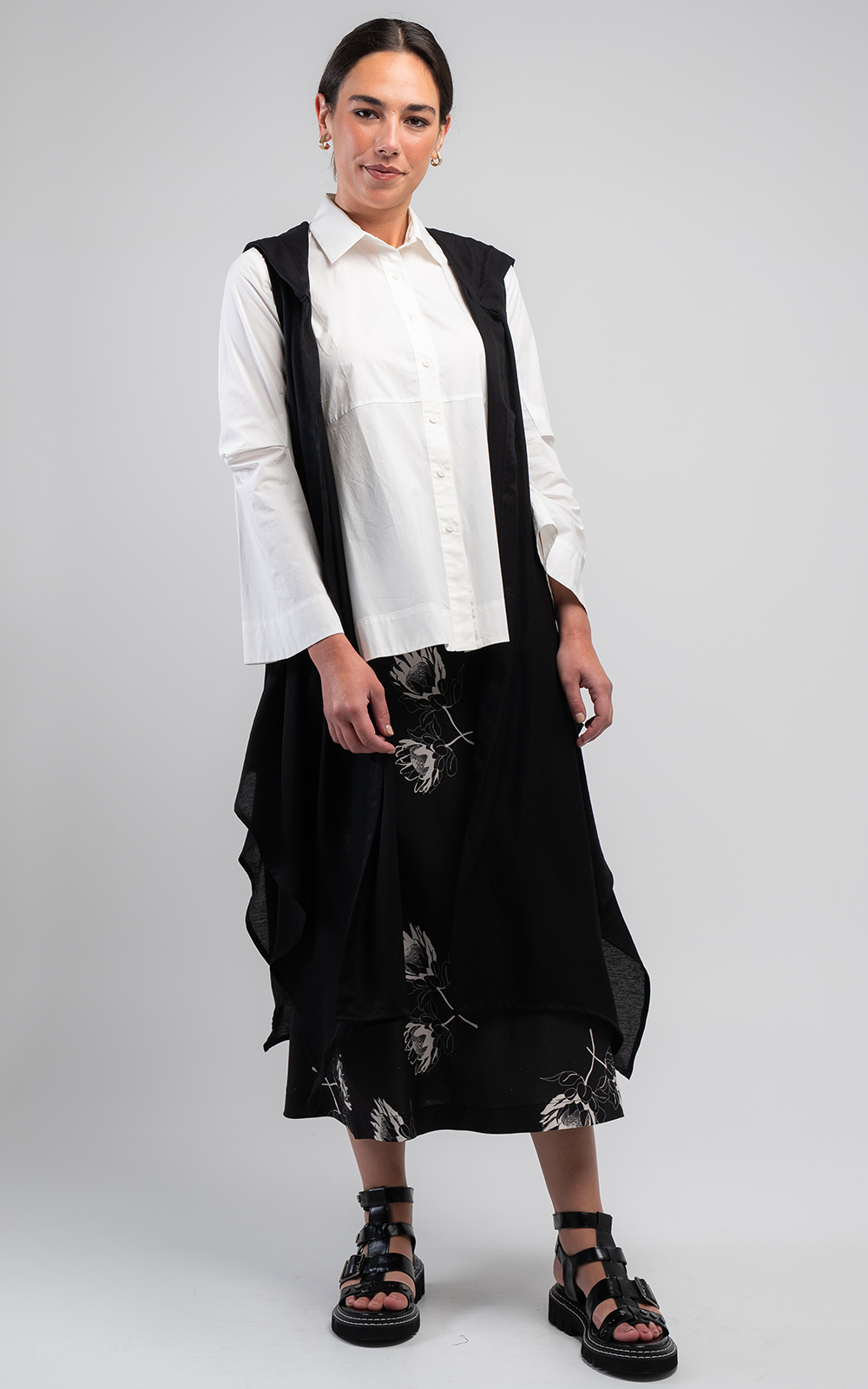 Velocity Hooded Overpiece product photo.