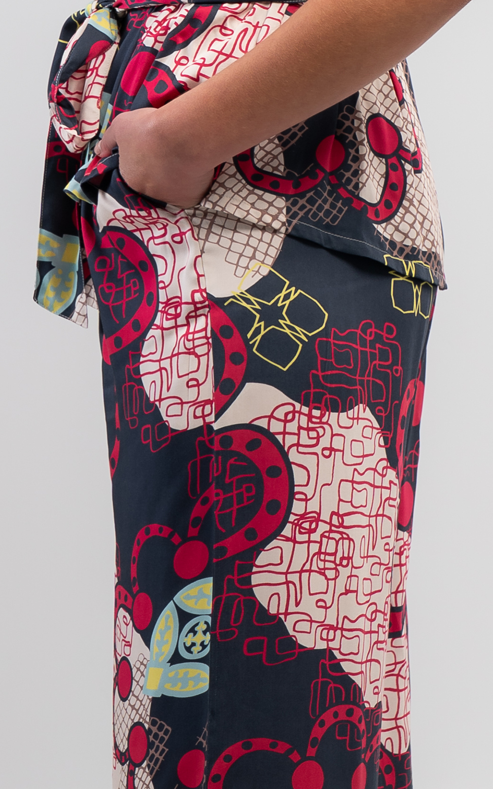 Marakesh 7/8 Palazzo Pant product photo.