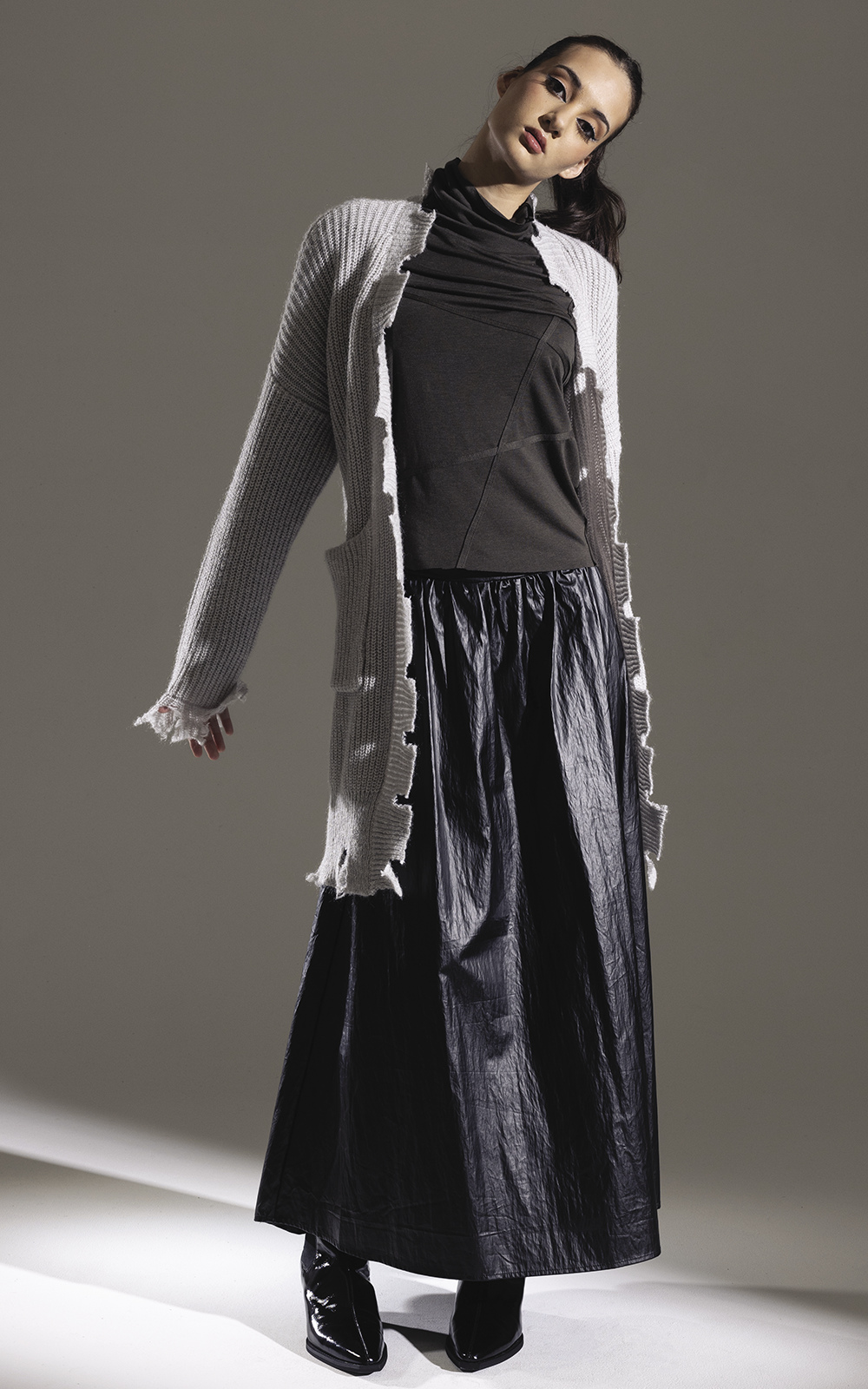 Umra Skirt product photo.