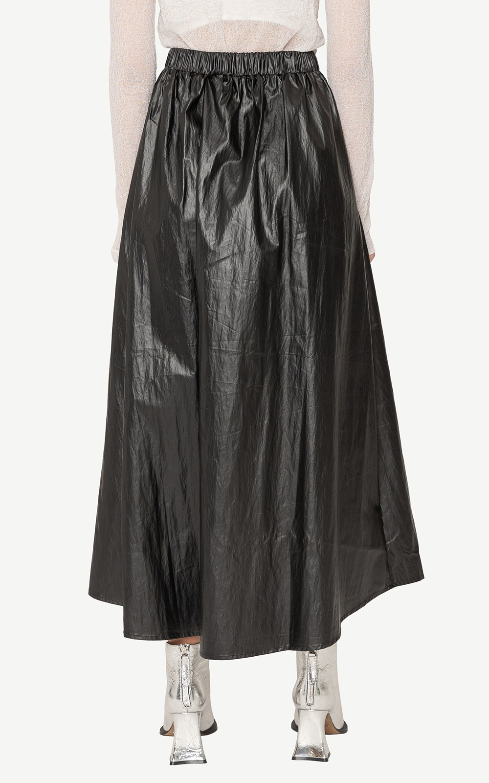 Umra Skirt product photo.