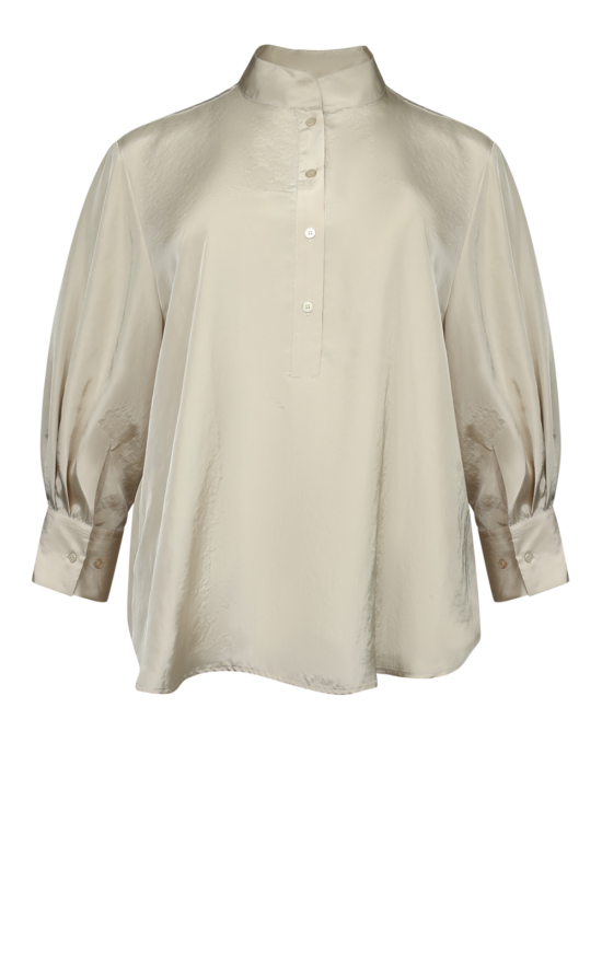 Resort Shirt product photo.