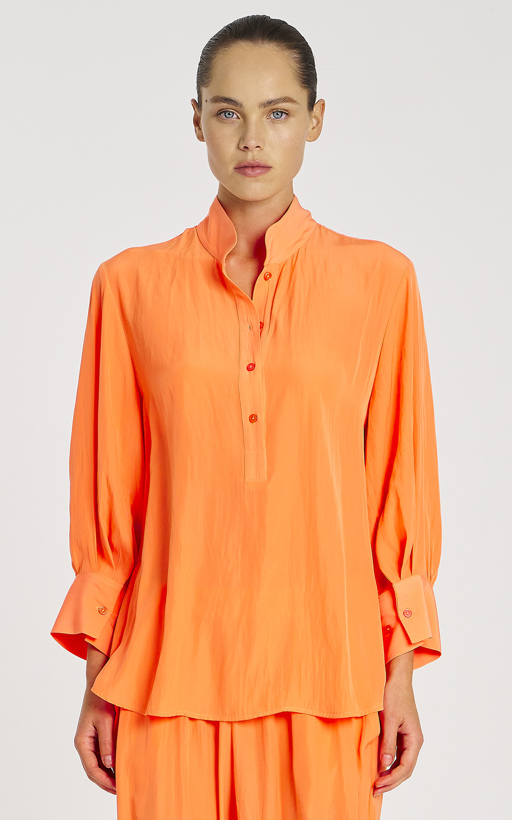 Resort Shirt product photo.